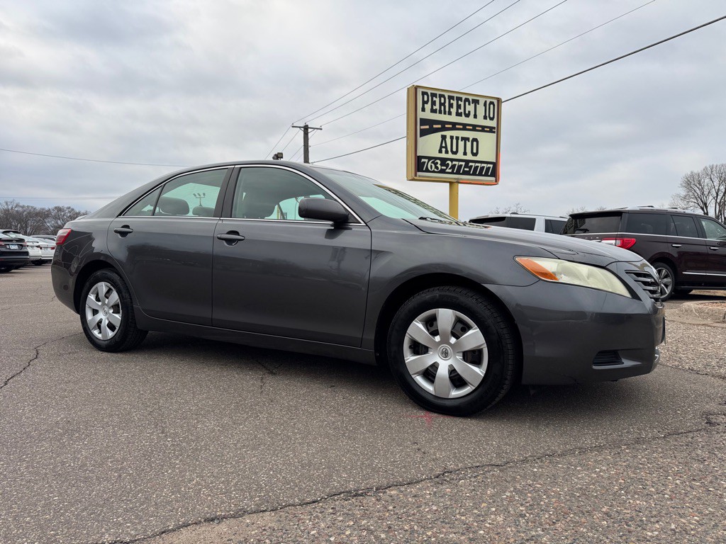 2009 Toyota Camry Image 2