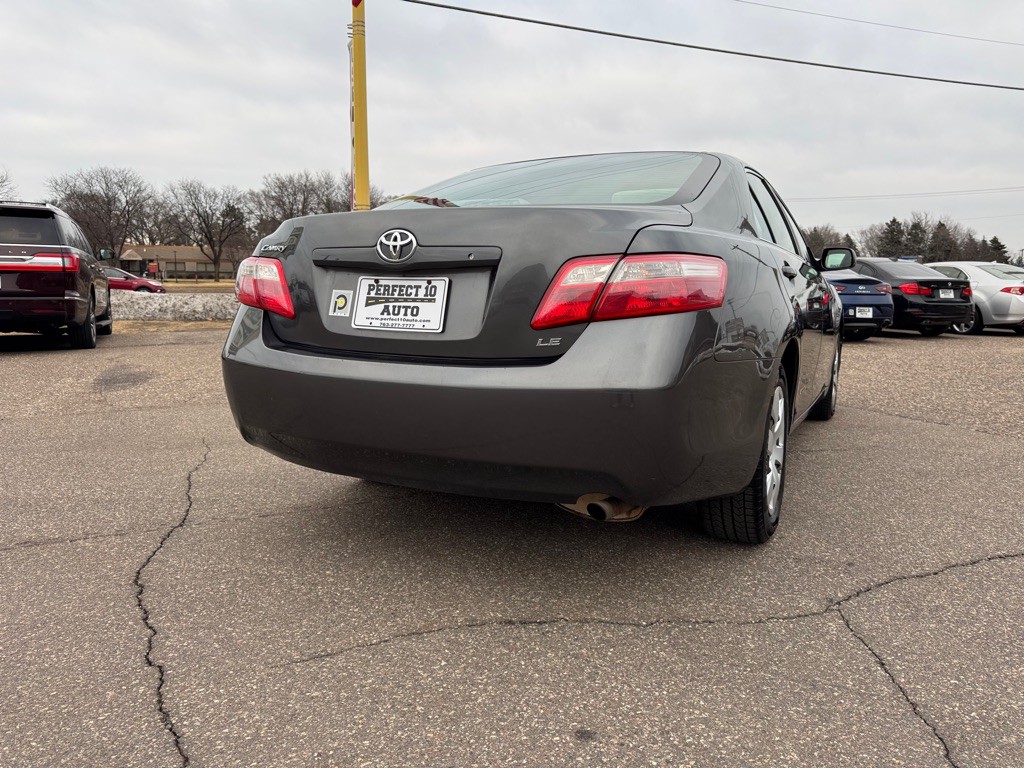 2009 Toyota Camry Image 5