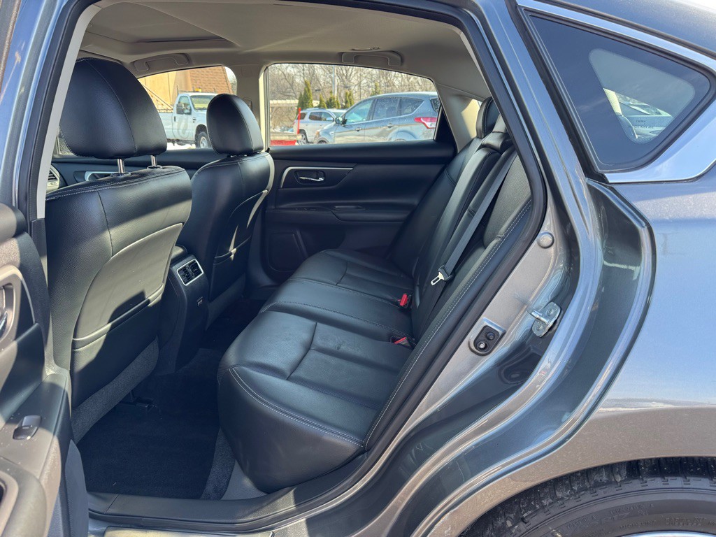 2018 Nissan Altima Image 20