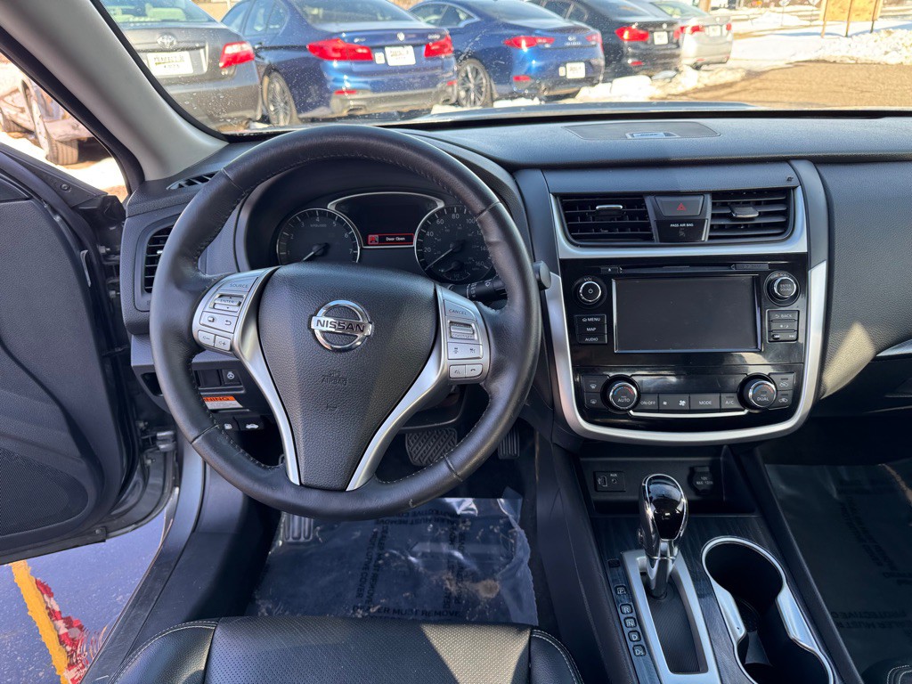 2018 Nissan Altima Image 33