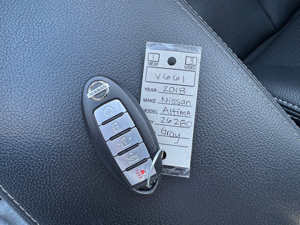 2018 Nissan Altima Image 35