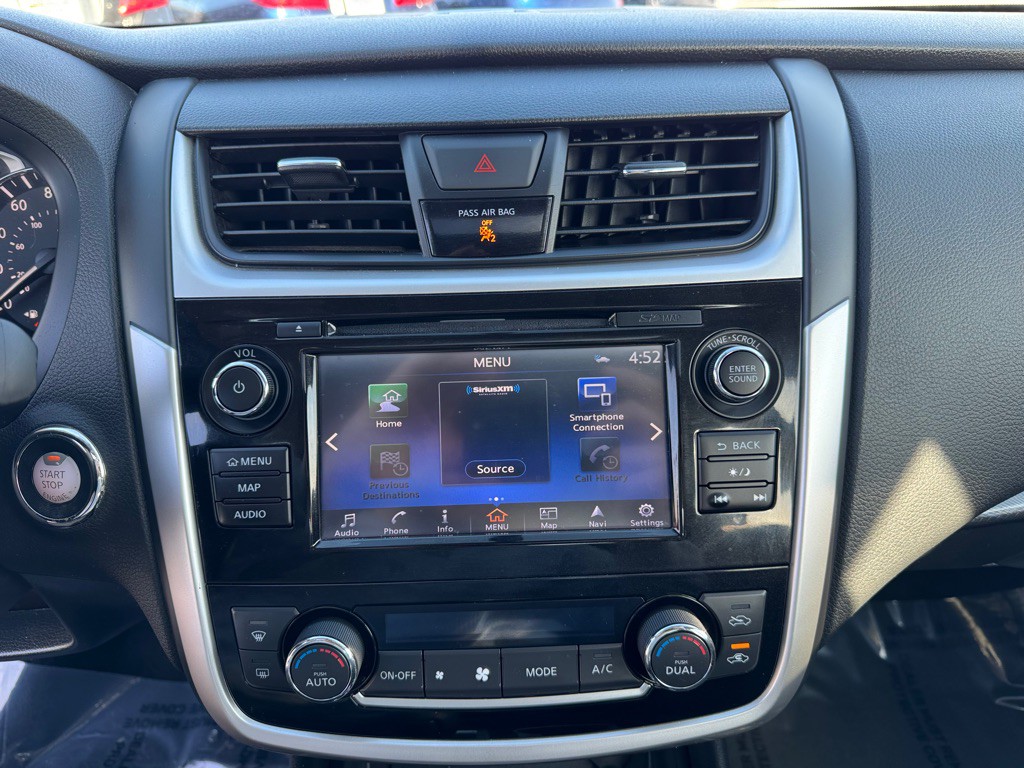 2018 Nissan Altima Image 38