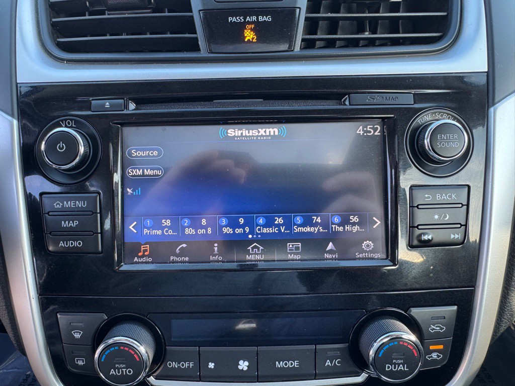 2018 Nissan Altima Image 39