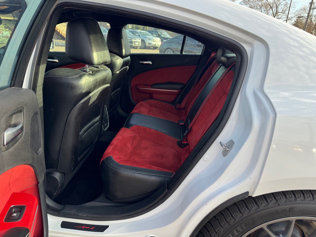 2015 Dodge Charger Image 20