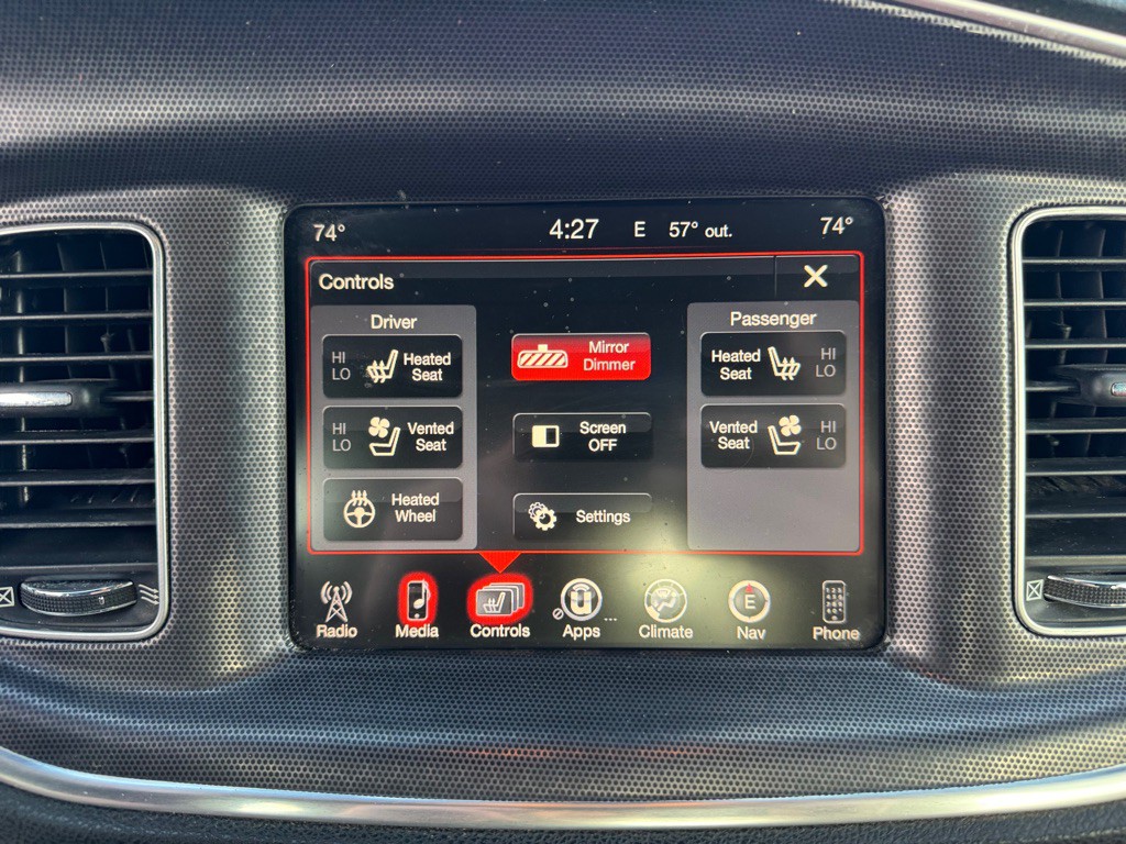 2015 Dodge Charger Image 40