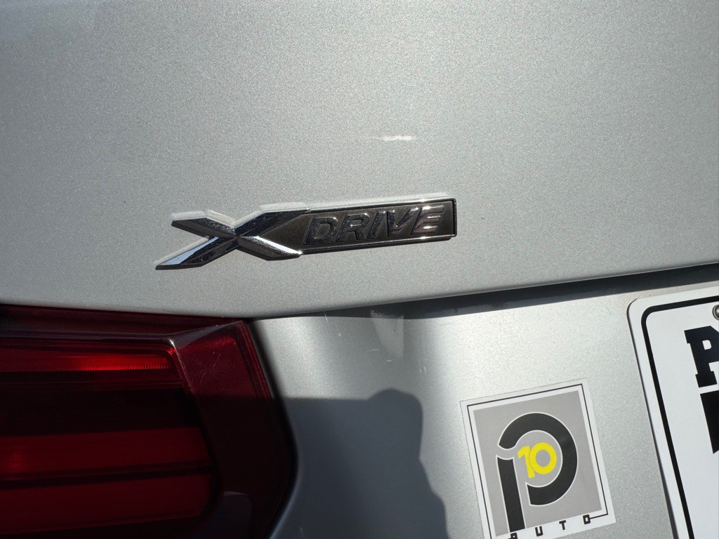 2018 BMW 3 Series Image 15