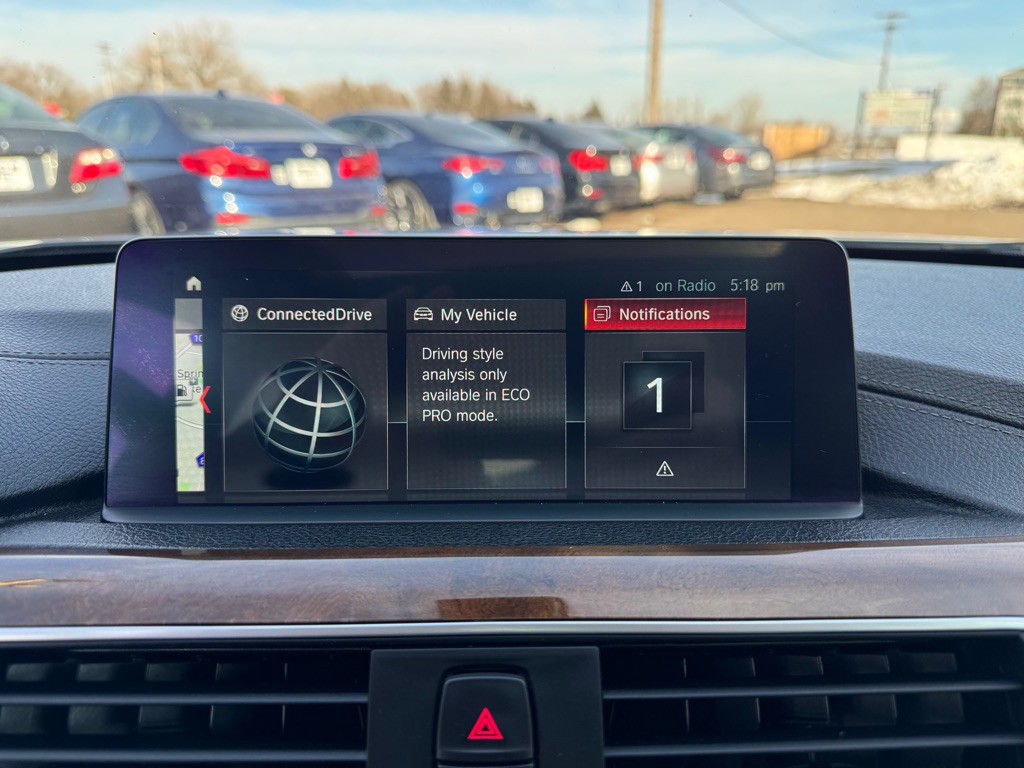 2018 BMW 3 Series Image 40