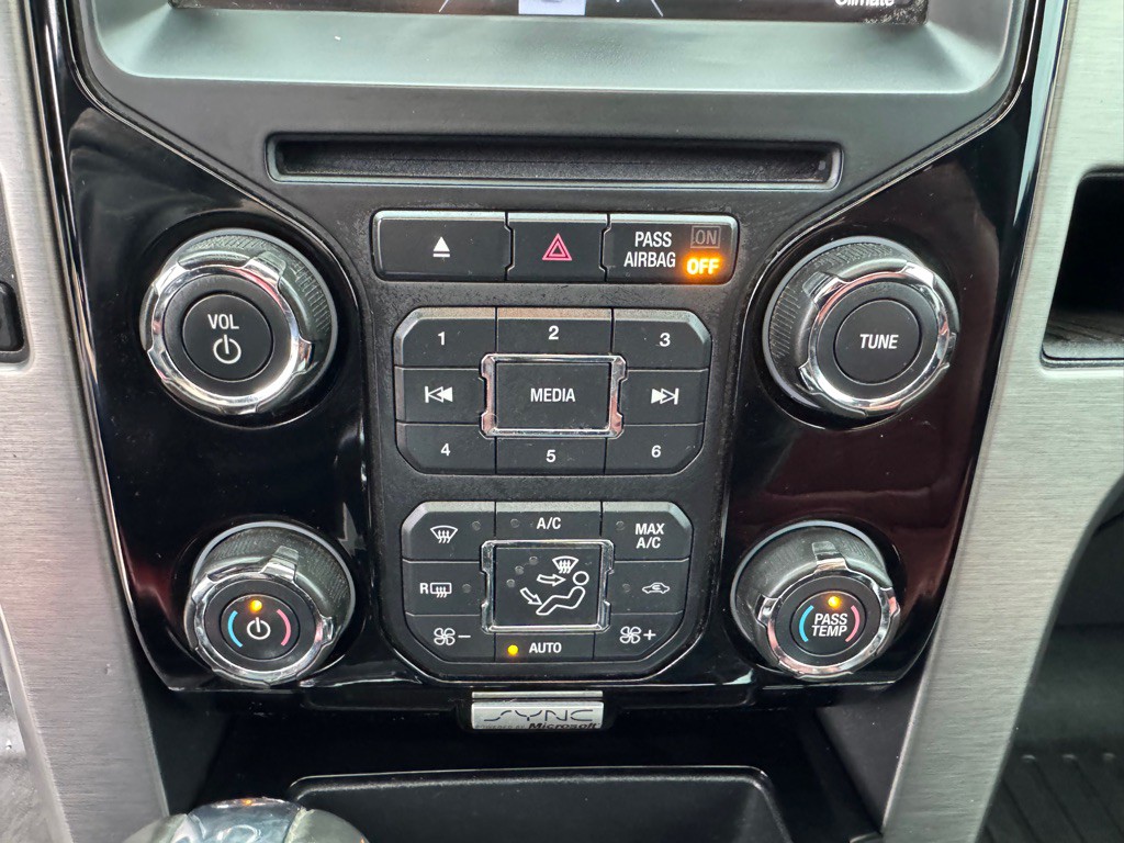 2013 Ford F-150 Image 38