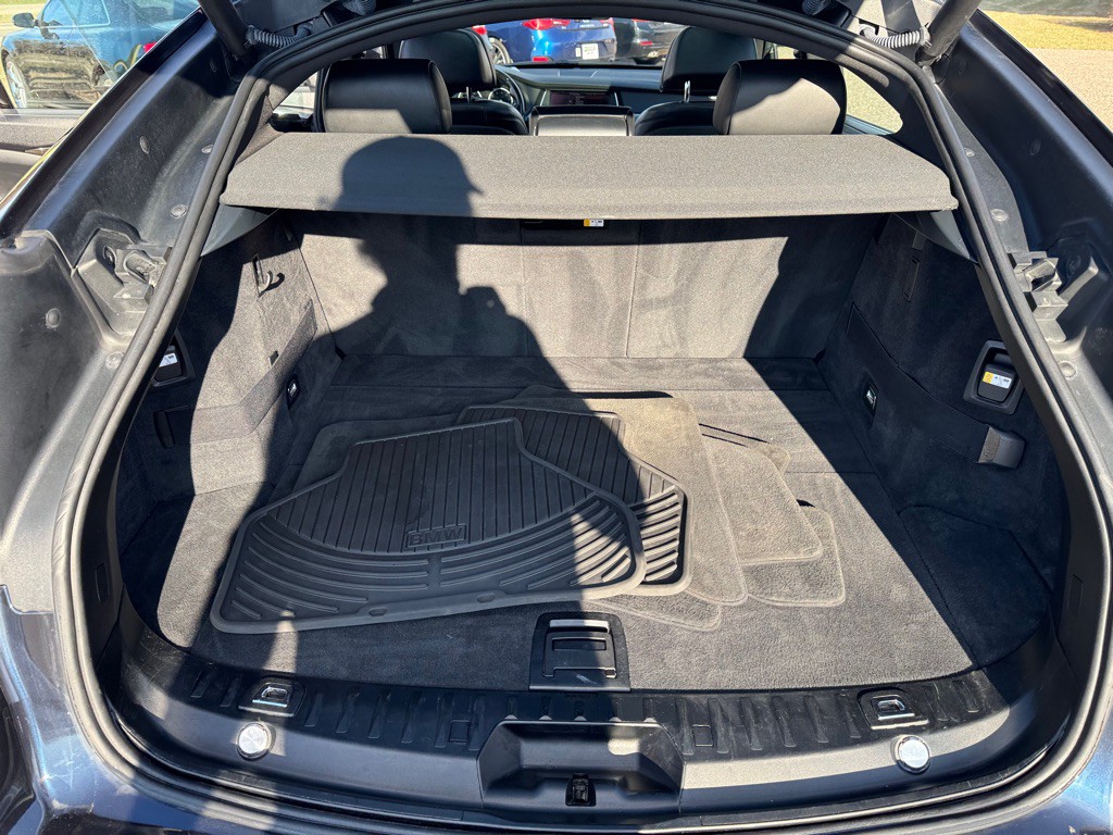 2017 BMW 5 Series Image 22