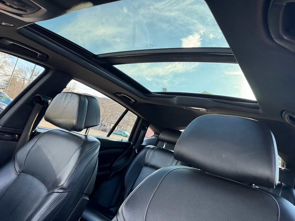 2017 BMW 5 Series Image 39