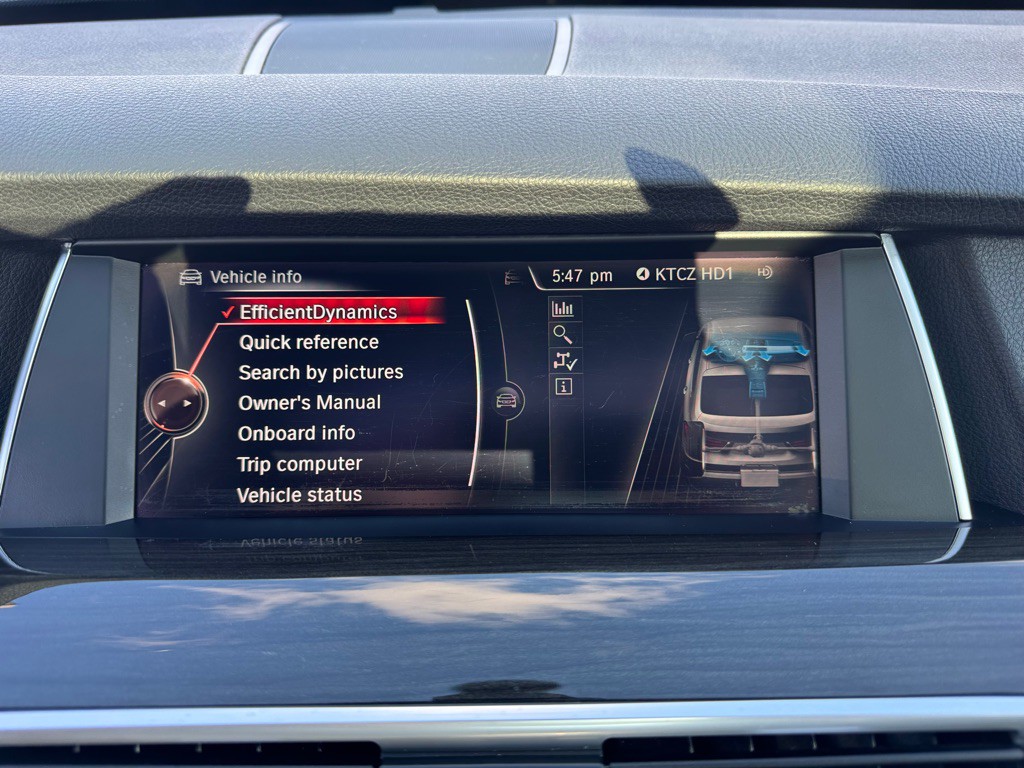 2017 BMW 5 Series Image 49