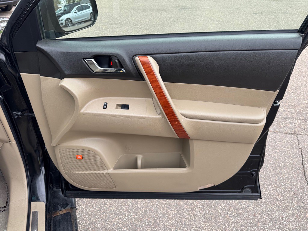 2008 Toyota Highlander Image 29