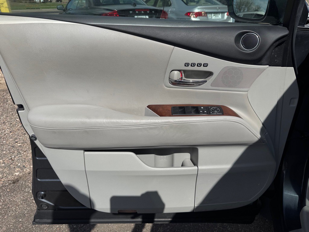 2011 Lexus RX 350 Image 16