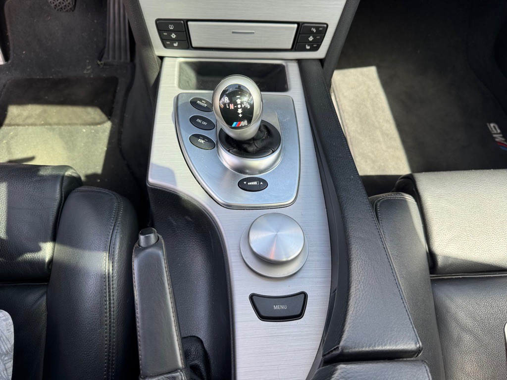 2008 BMW M5 Image 32