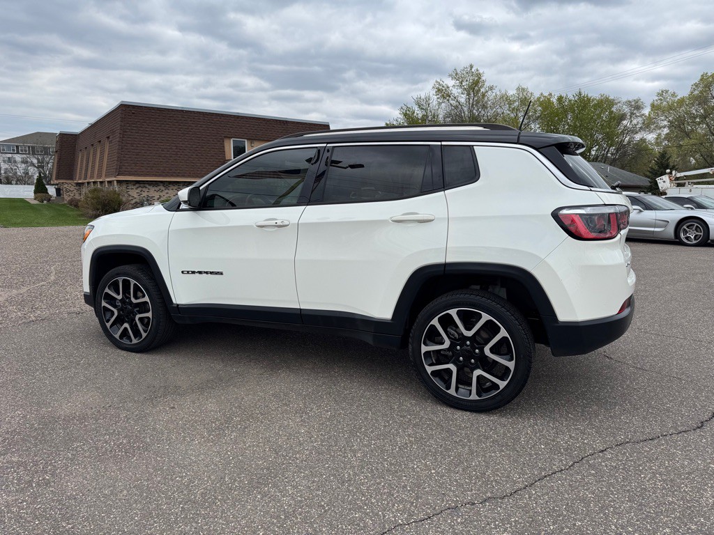 2018 Jeep Compass Image 8