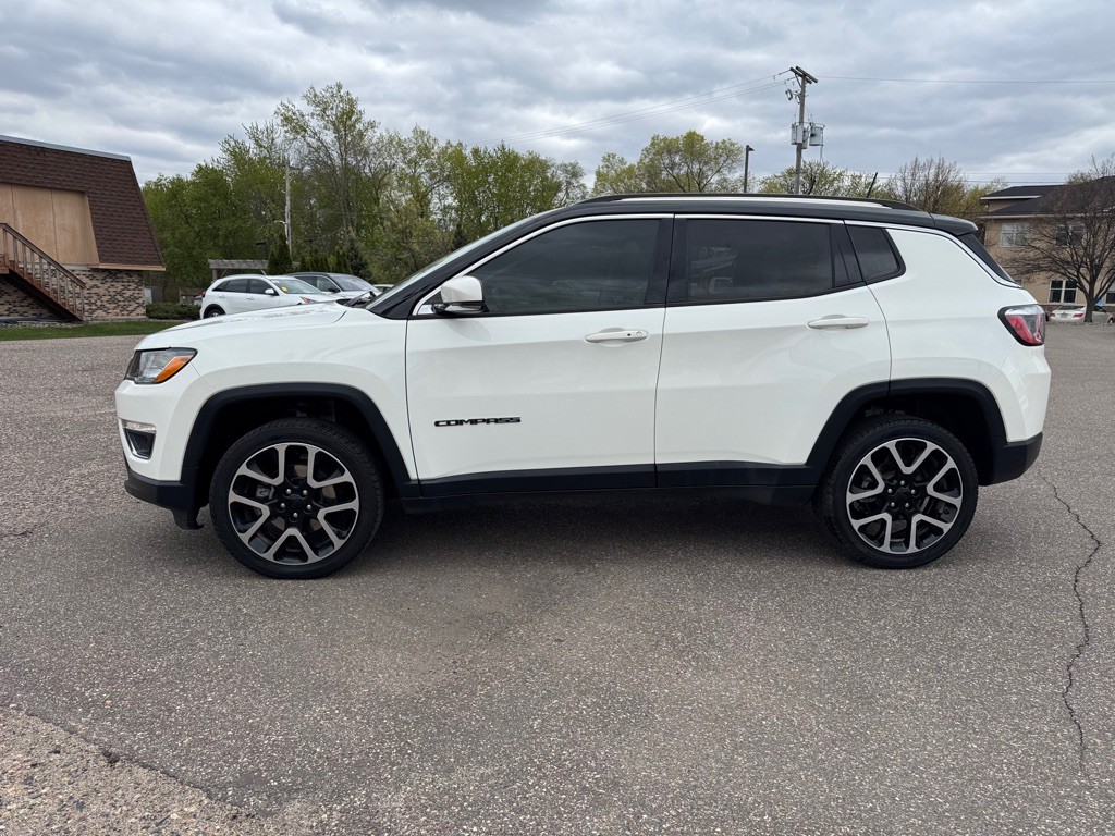 2018 Jeep Compass Image 9