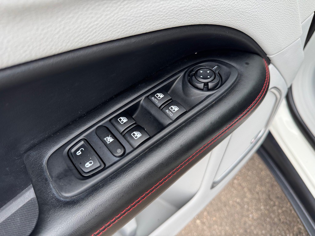 2018 Jeep Compass Image 17