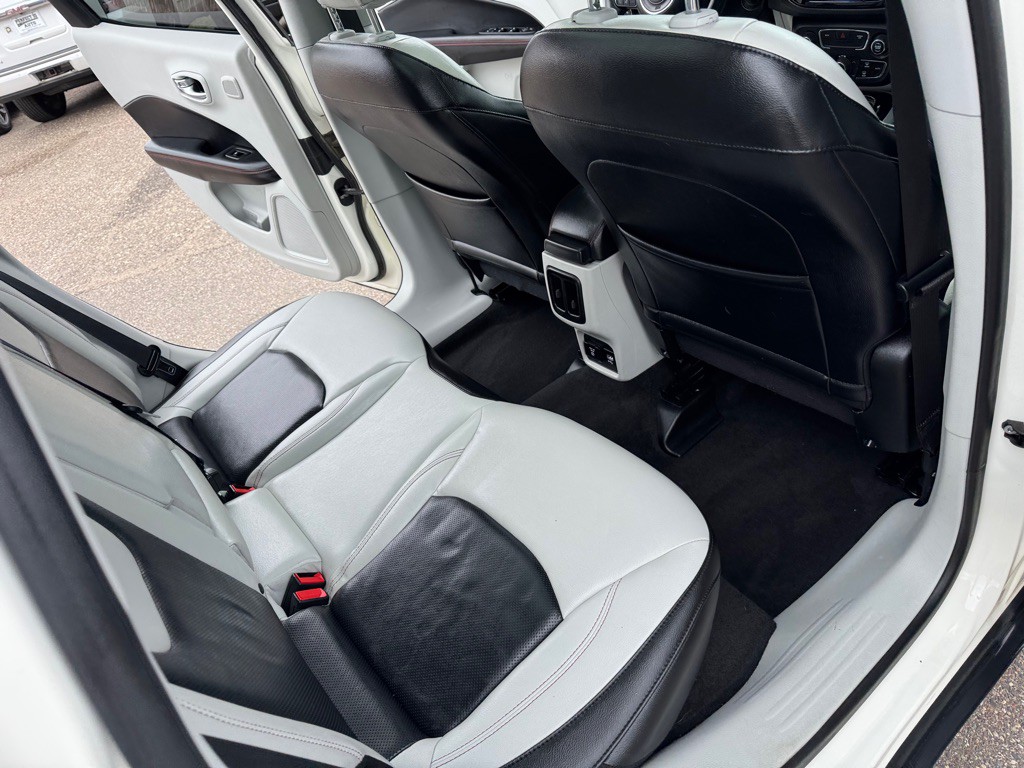 2018 Jeep Compass Image 25