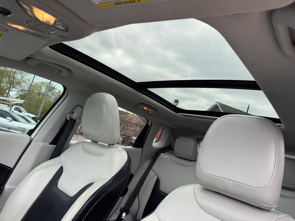 2018 Jeep Compass Image 34