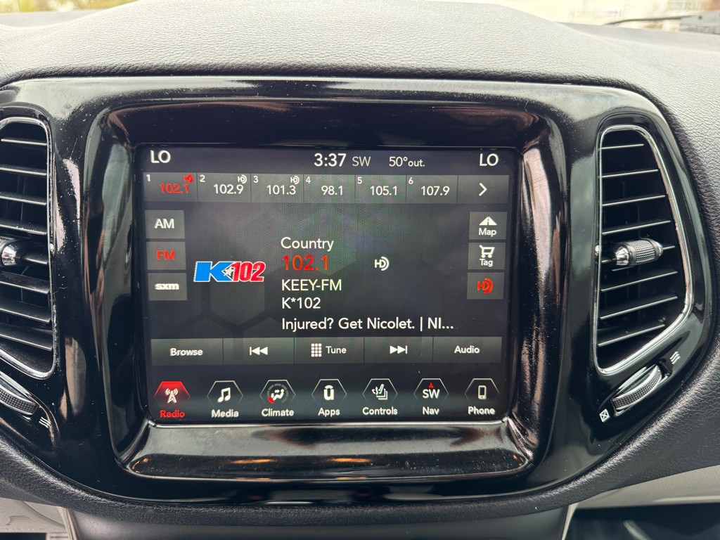 2018 Jeep Compass Image 41