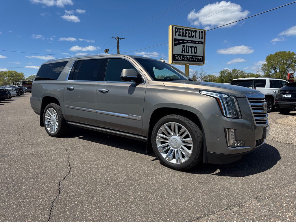 2019 Cadillac Escalade Image 2
