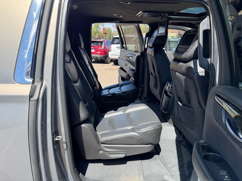 2019 Cadillac Escalade Image 27