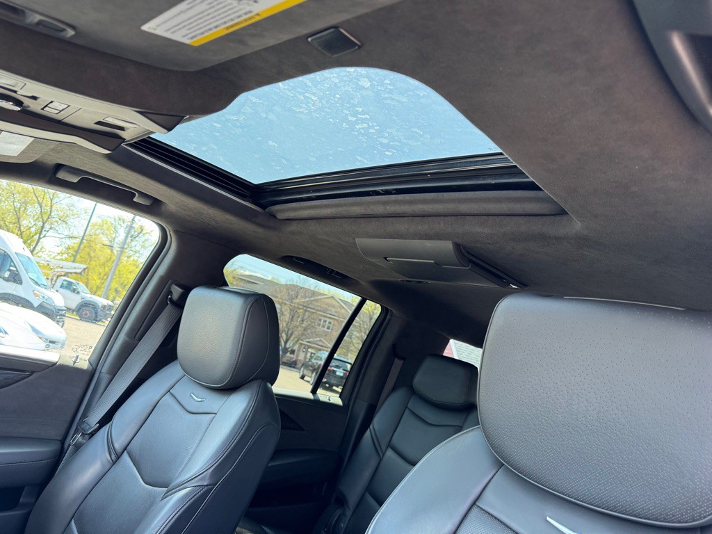 2019 Cadillac Escalade Image 40
