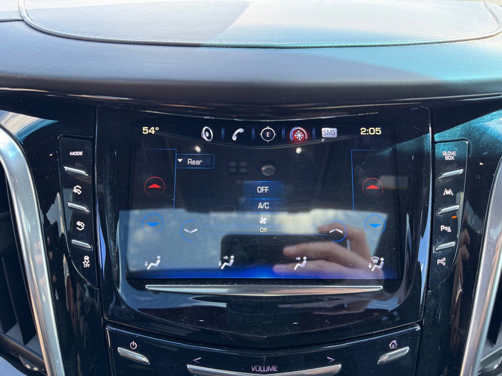 2019 Cadillac Escalade Image 45