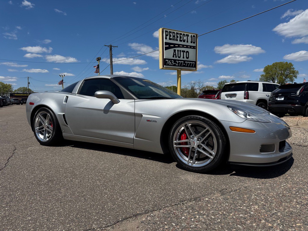 2007 Chevrolet Corvette Image 2
