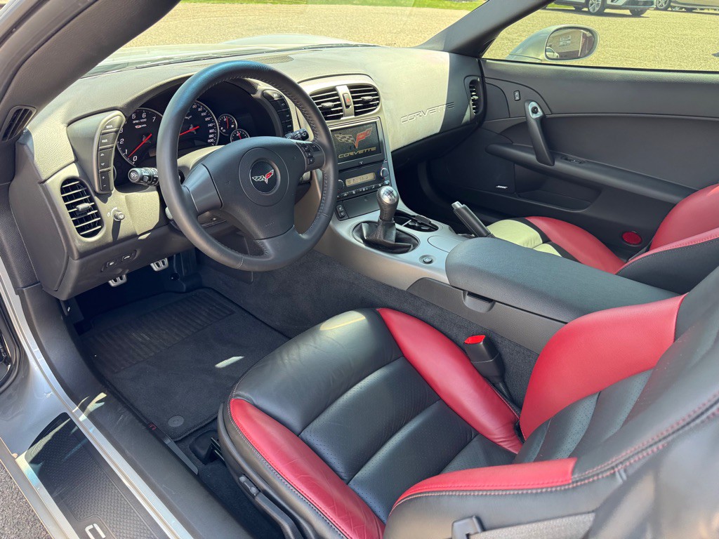 2007 Chevrolet Corvette Image 15
