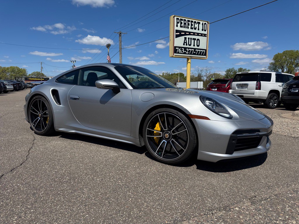 2024 Porsche 911 Image 2