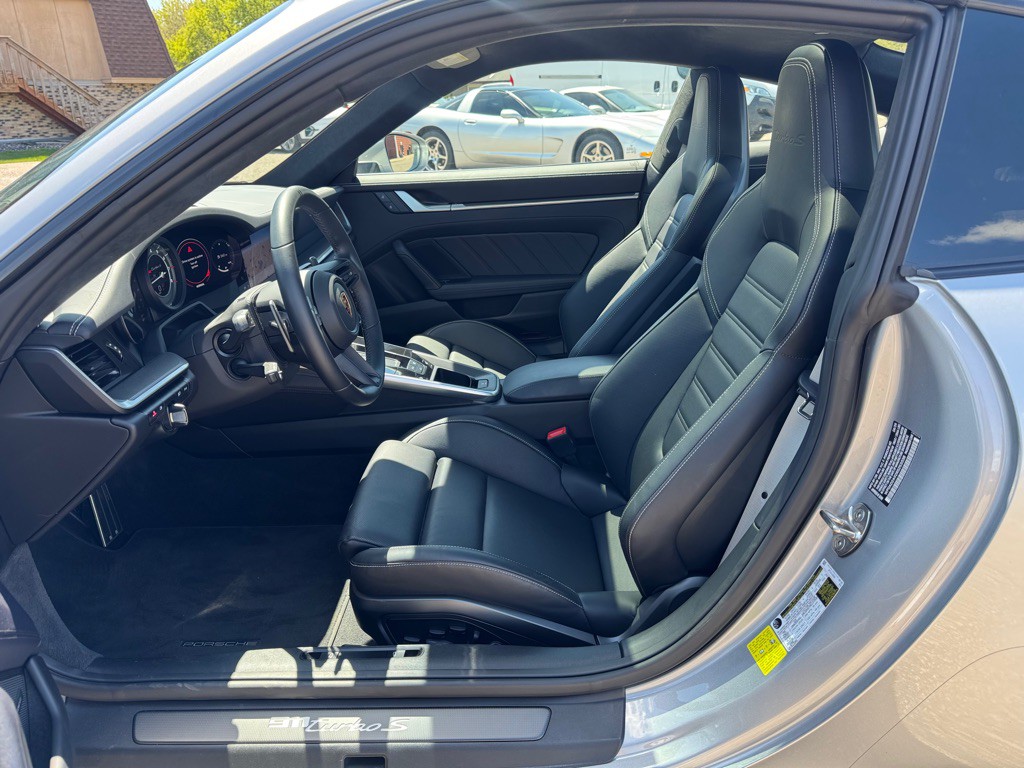 2024 Porsche 911 Image 13