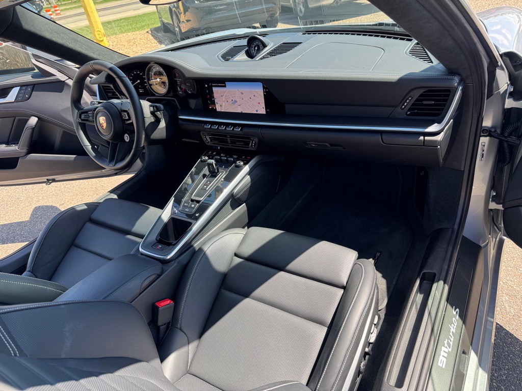 2024 Porsche 911 Image 22