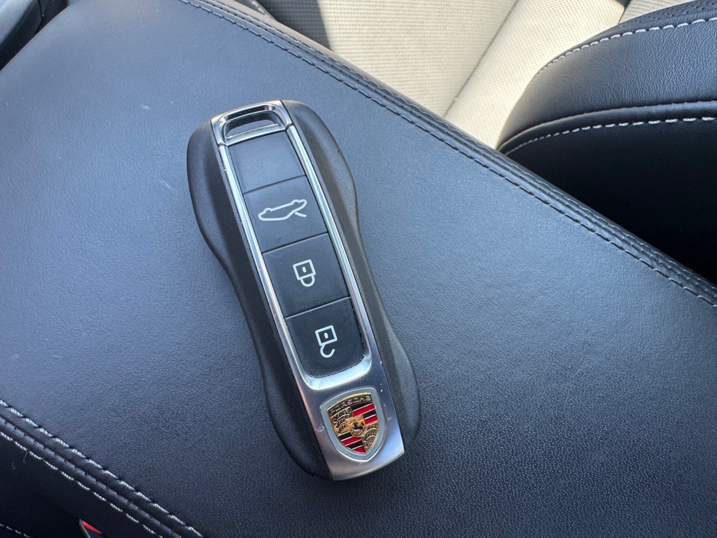 2024 Porsche 911 Image 25