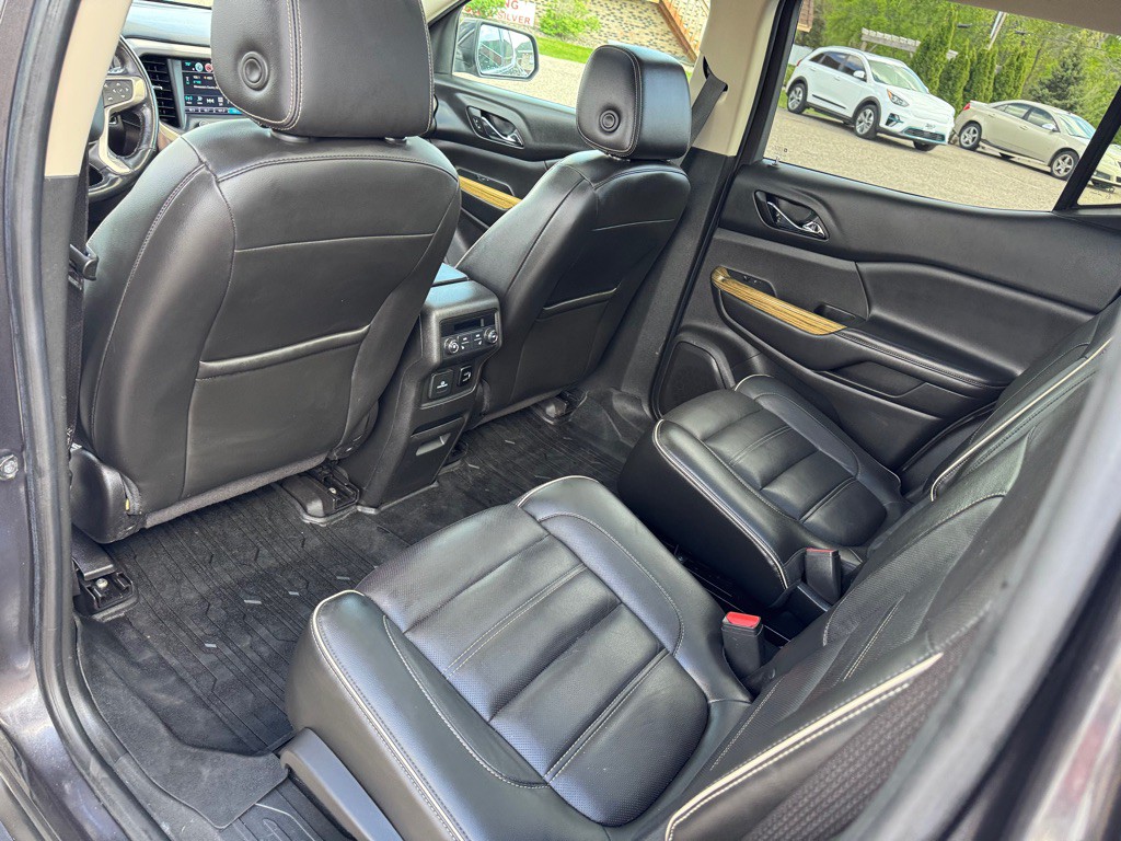 2017 GMC Acadia Image 21