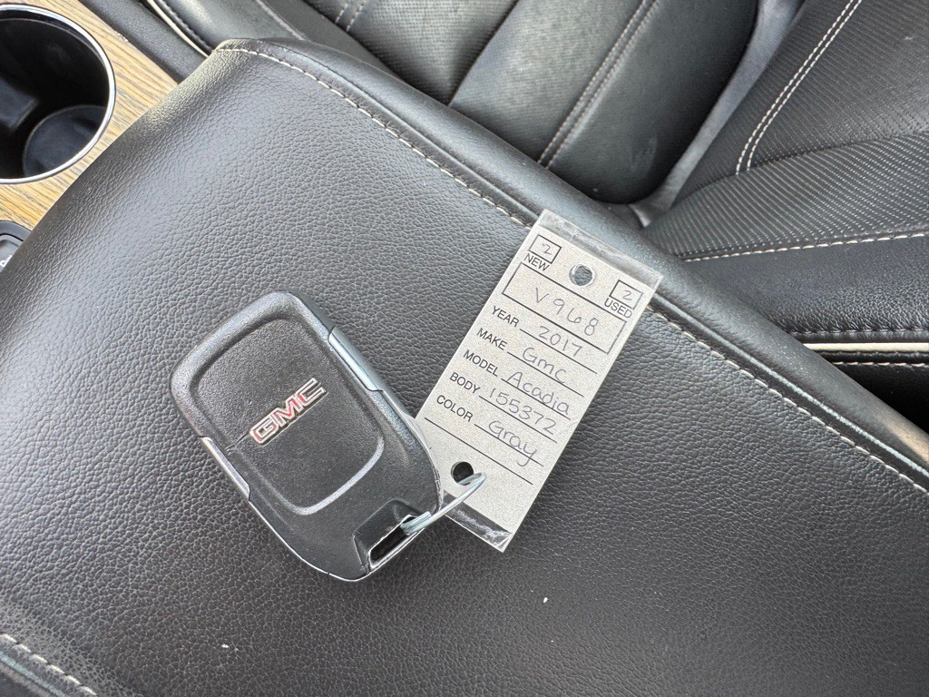 2017 GMC Acadia Image 36