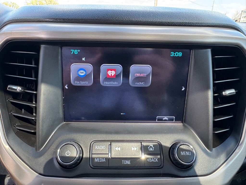 2017 GMC Acadia Image 42