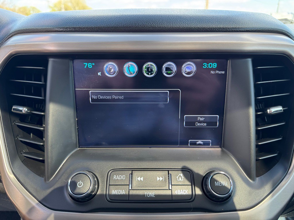 2017 GMC Acadia Image 44