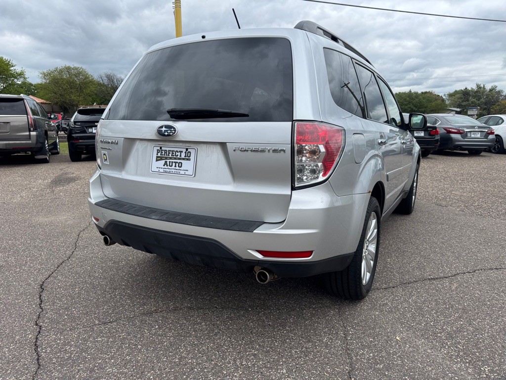 2011 Subaru Forester Image 5