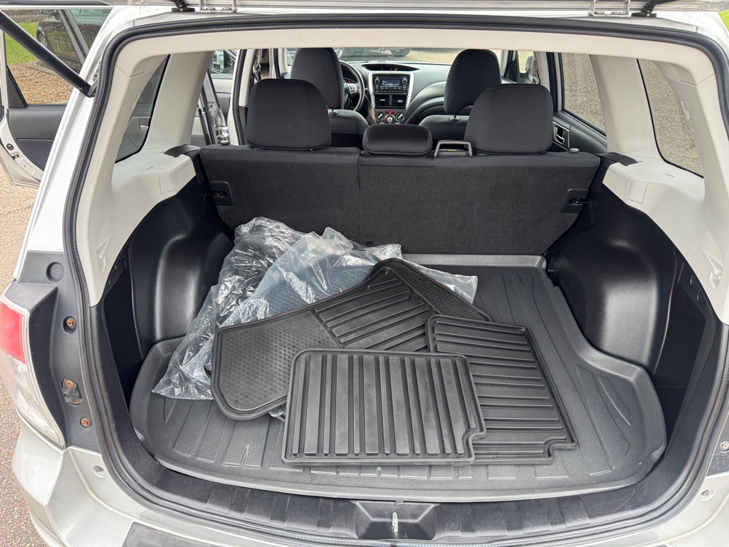 2011 Subaru Forester Image 21
