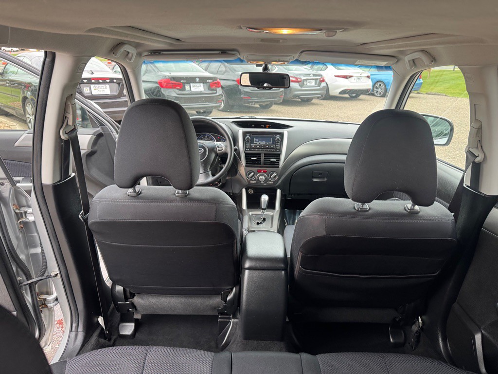 2011 Subaru Forester Image 22
