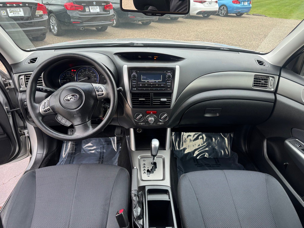 2011 Subaru Forester Image 30