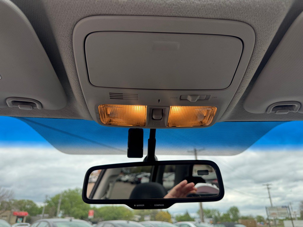 2011 Subaru Forester Image 36