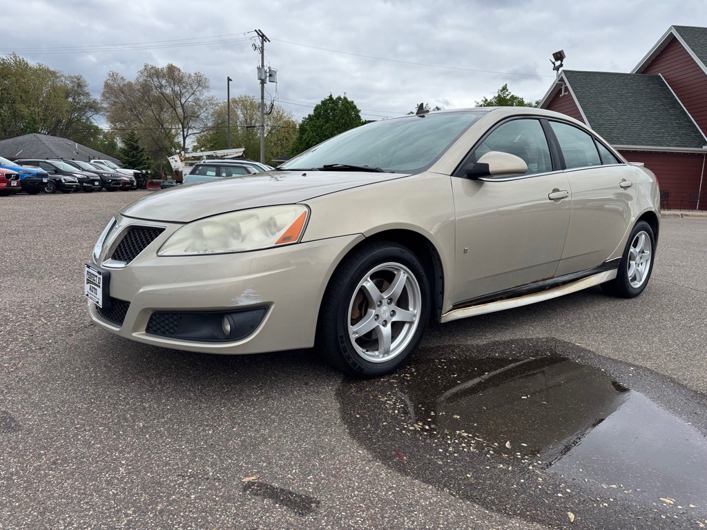 2009 Pontiac G6 Image 10