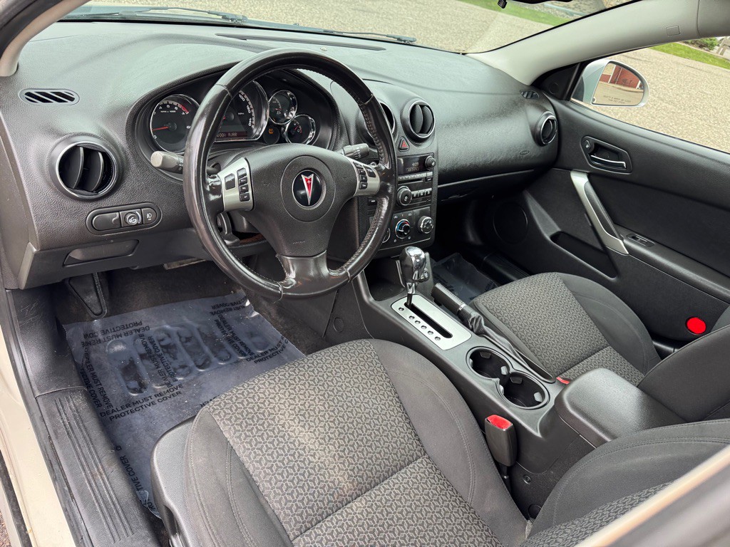 2009 Pontiac G6 Image 15