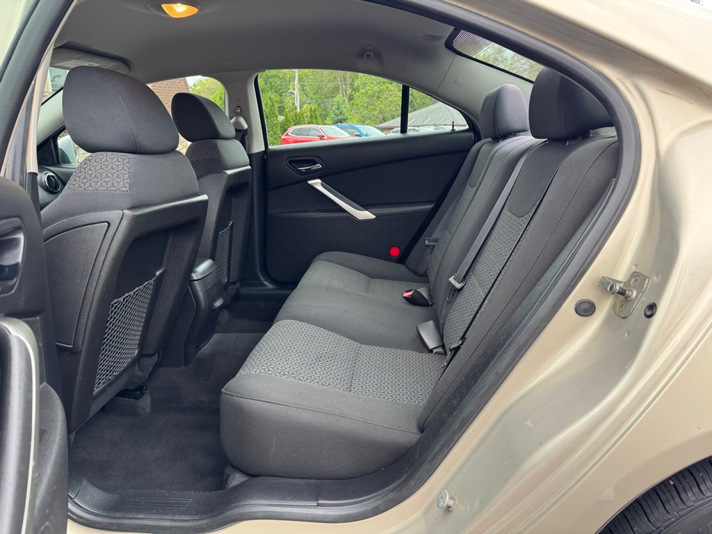 2009 Pontiac G6 Image 17