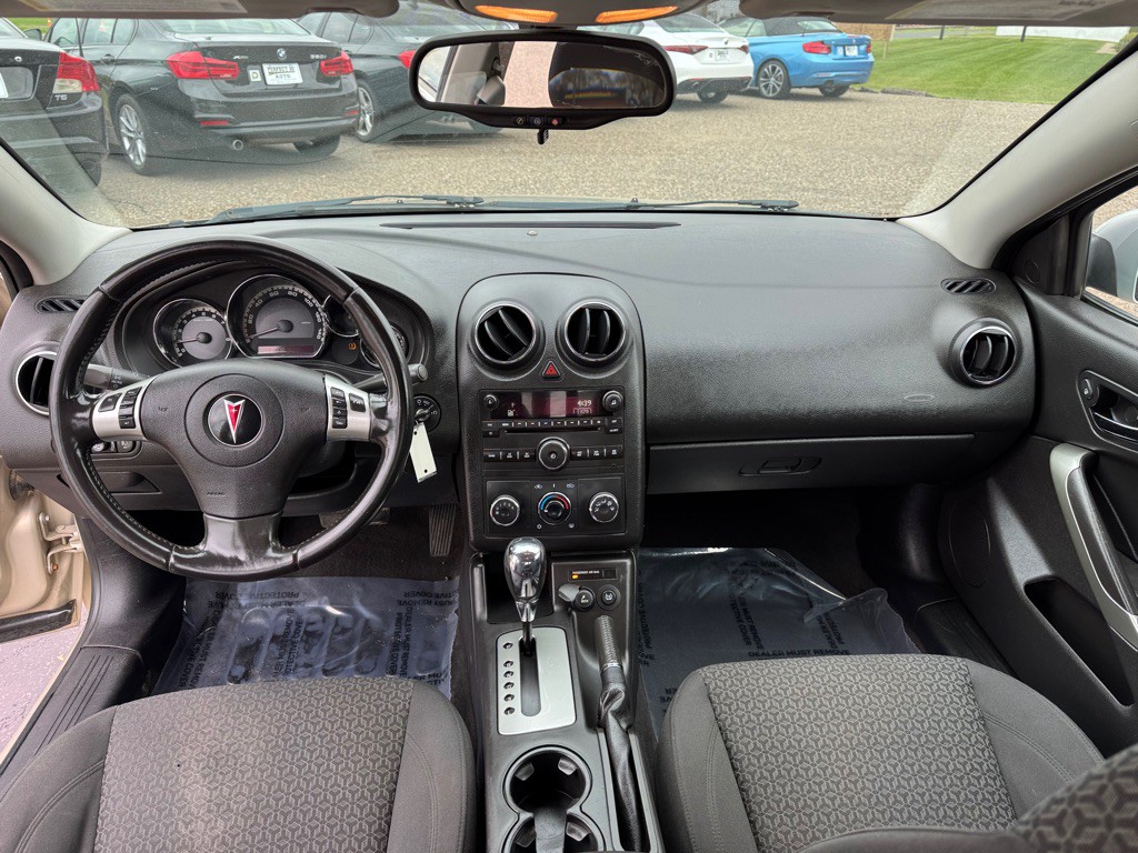 2009 Pontiac G6 Image 27