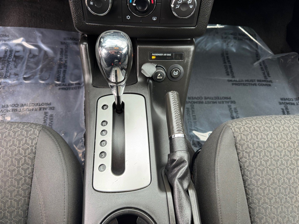 2009 Pontiac G6 Image 29