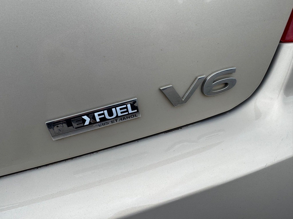 2009 Pontiac G6 Image 35
