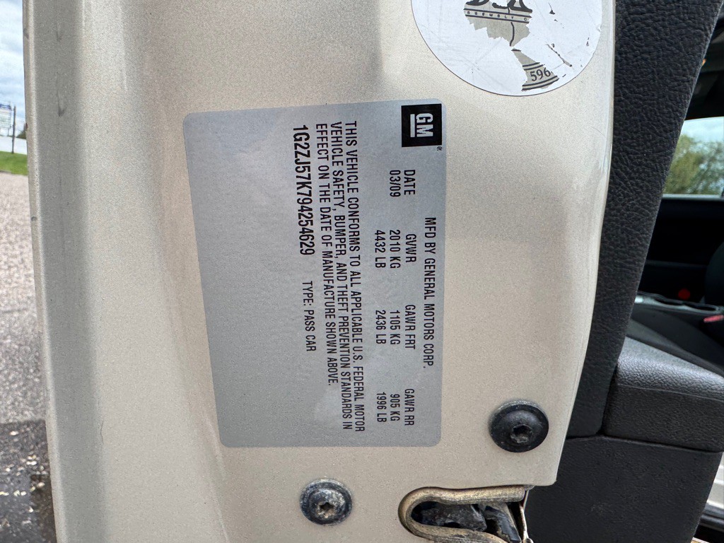 2009 Pontiac G6 Image 36